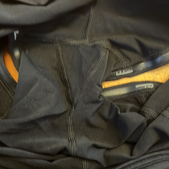 Lululemon pace setter tennis skirt - Picture 4 of 4